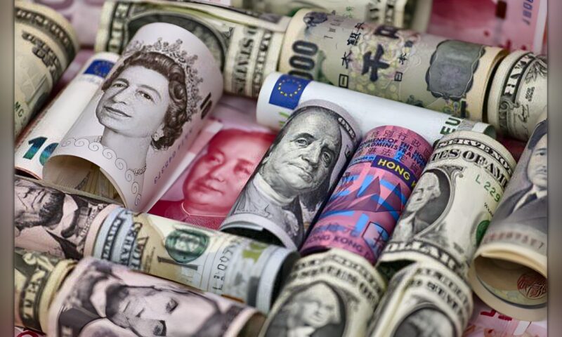 ضربة ضد «تجار العملة الأجنبية».. الداخلية تضبط قضايا قيمتها 4 ملايين جنيه
