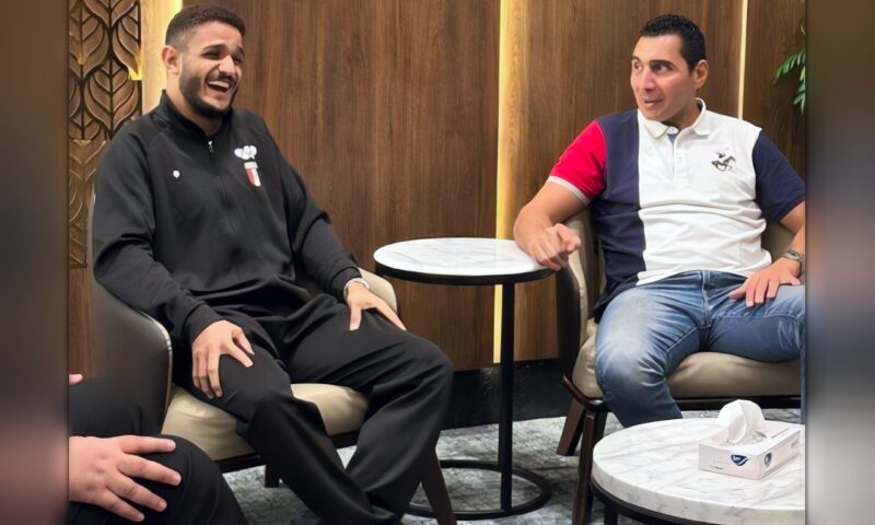 وزير الرياضة يستقبل بطل العالم مصطفى حسين عقب تتويجه بذهبية المصارعة