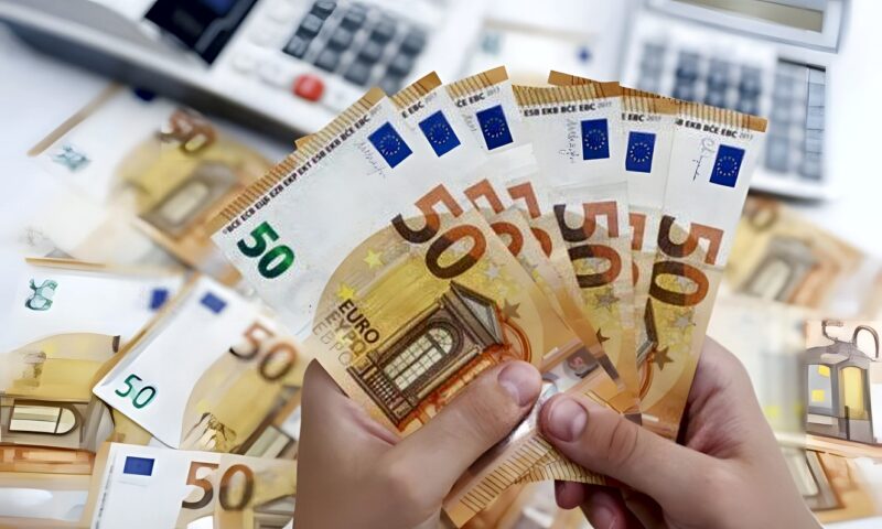 سعر اليورو مقابل الجنيه المصري اليوم الأحد 4 أكتوبر 2026.. استقرار ملحوظ في البنوك