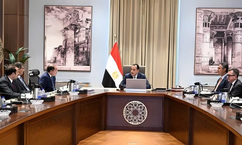 بحضور بهاء الغنام.. مدبولي يتابع مخزون السلع الاستراتيجية واستقرار الأسواق