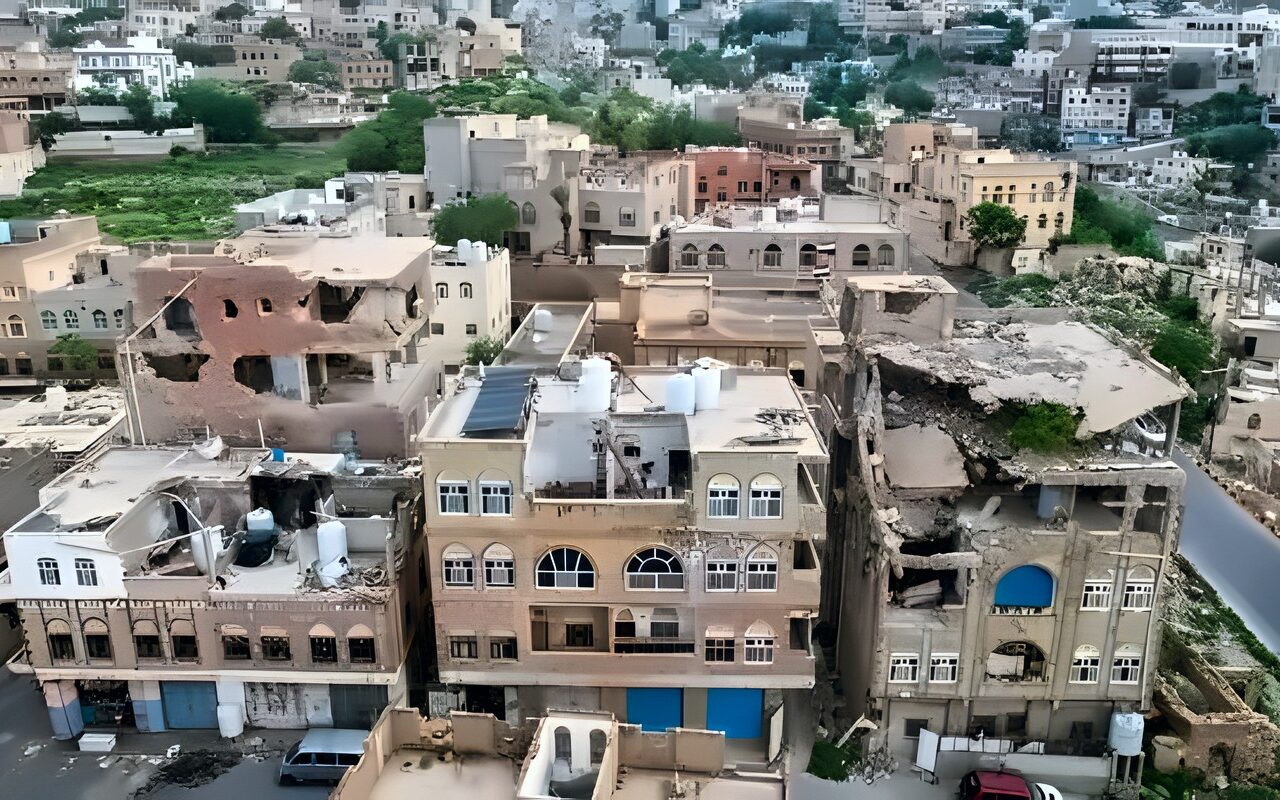 القوات اليمنية تسيطر على حصن سامع وتسقط 4 مسيرات حوثية بالجوف