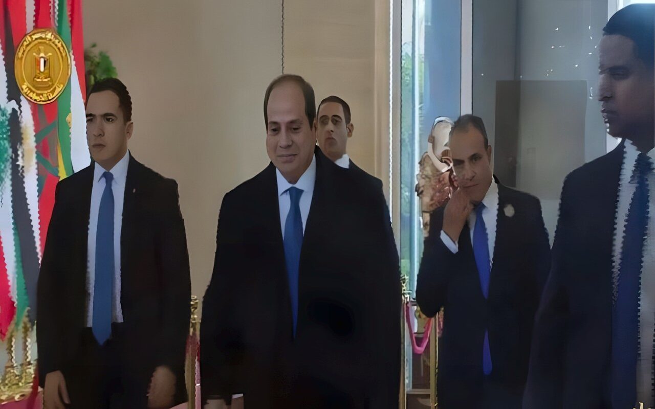 عاجل | الرئيس السيسي يصل إلى مقر انعقاد القمة الروسية الأفريقية في موسكو