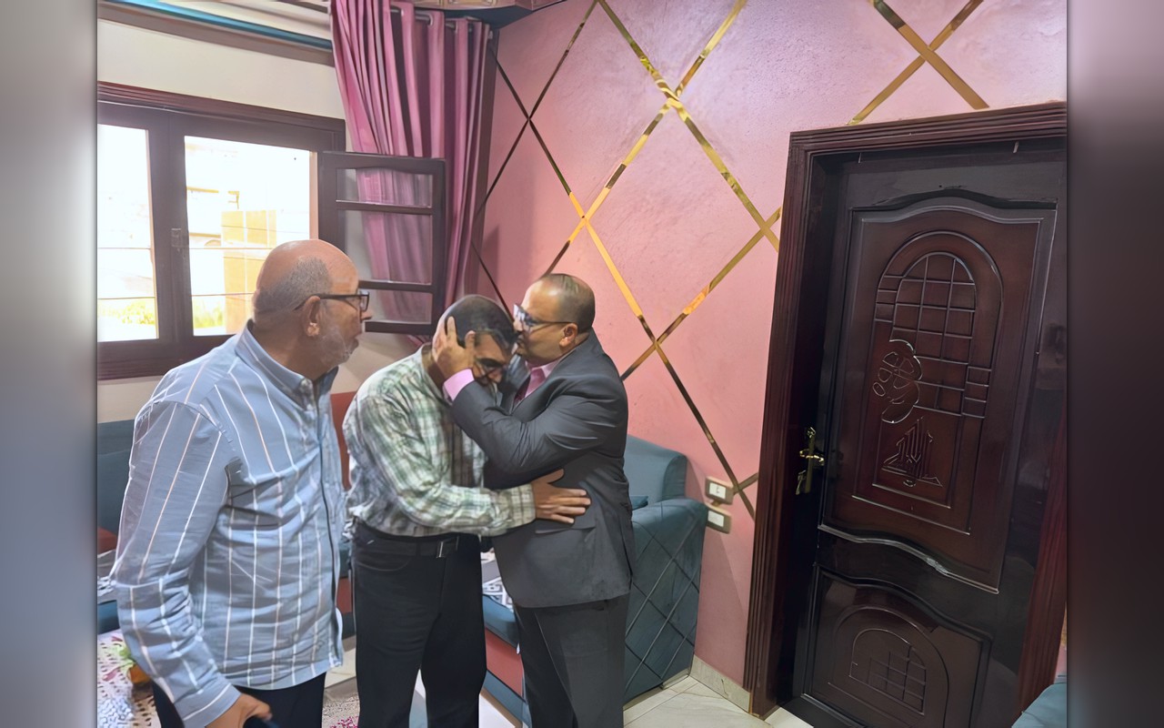 نقابة المعلمين تدعم مدير مدرسة المنوفية بعد الاعتداء عليه بسلاح أبيض.. وتعلن تكريمه الأحد المقبل