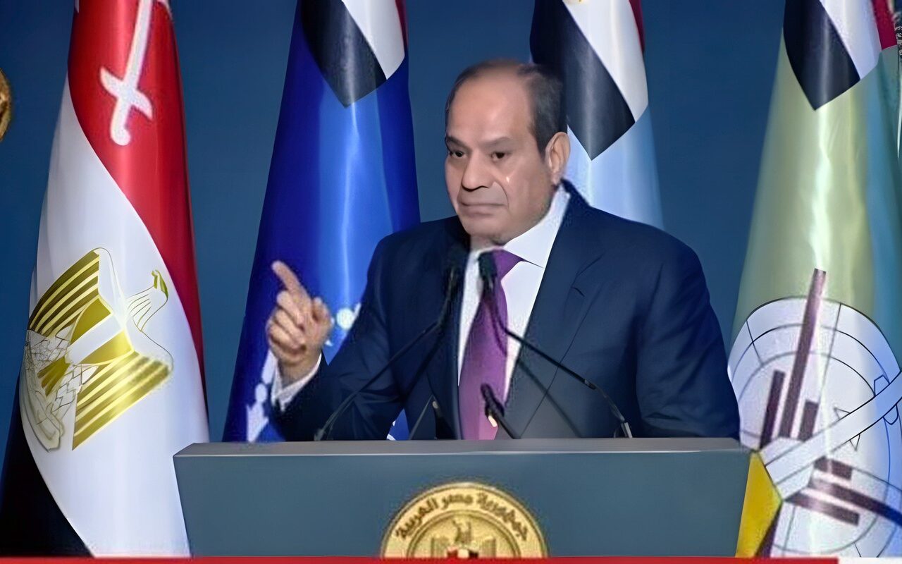 الرئيس السيسي: المهم إن مصر تعيش.. مع مين مش مشكلة