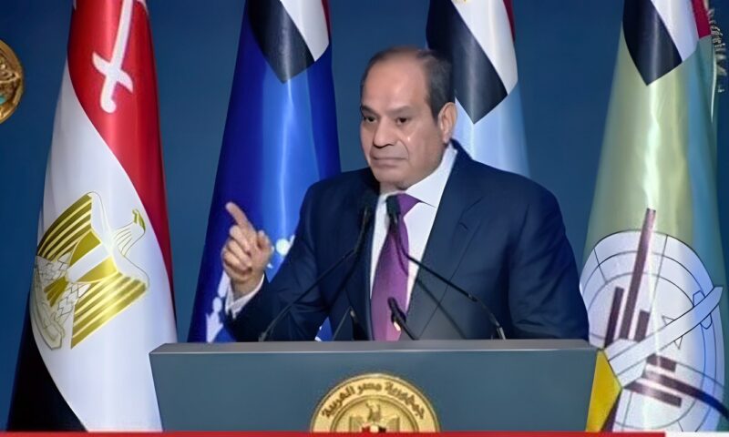 الرئيس السيسي: المهم إن مصر تعيش.. مع مين مش مشكلة