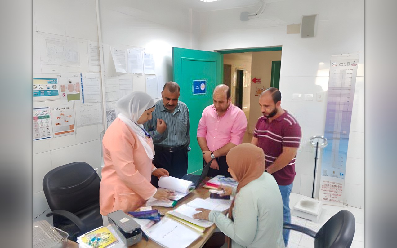 مدير صحة القليوبية يتفقد مستشفى القناطر الخيرية ووحدات الرعاية الأولية لمتابعة جودة الخدمات الطبية