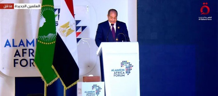 الرئيس السيسي: مصر تؤمن أن نهضة أفريقيا واستقرارها حق مشروع ينبغي التمسك به والحفاظ عليه