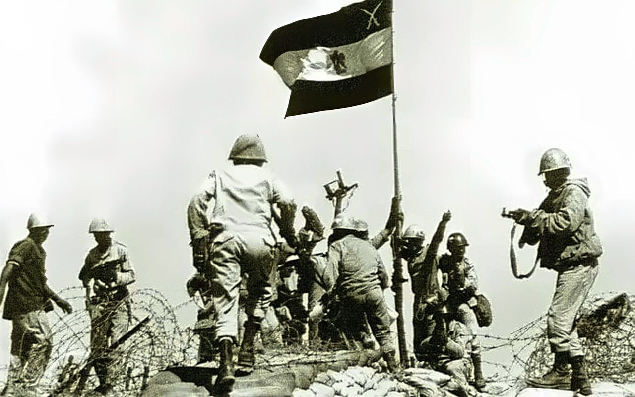من المستحيل إلى الممكن.. كيف حطم الجيش المصري خط بارليف وعبر قناة السويس في أكتوبر 1973؟