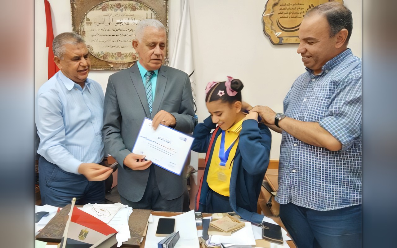 إدارة الفشن التعليمية ببني سويف تُكرم الفائزين في تحدي القراءة العربي