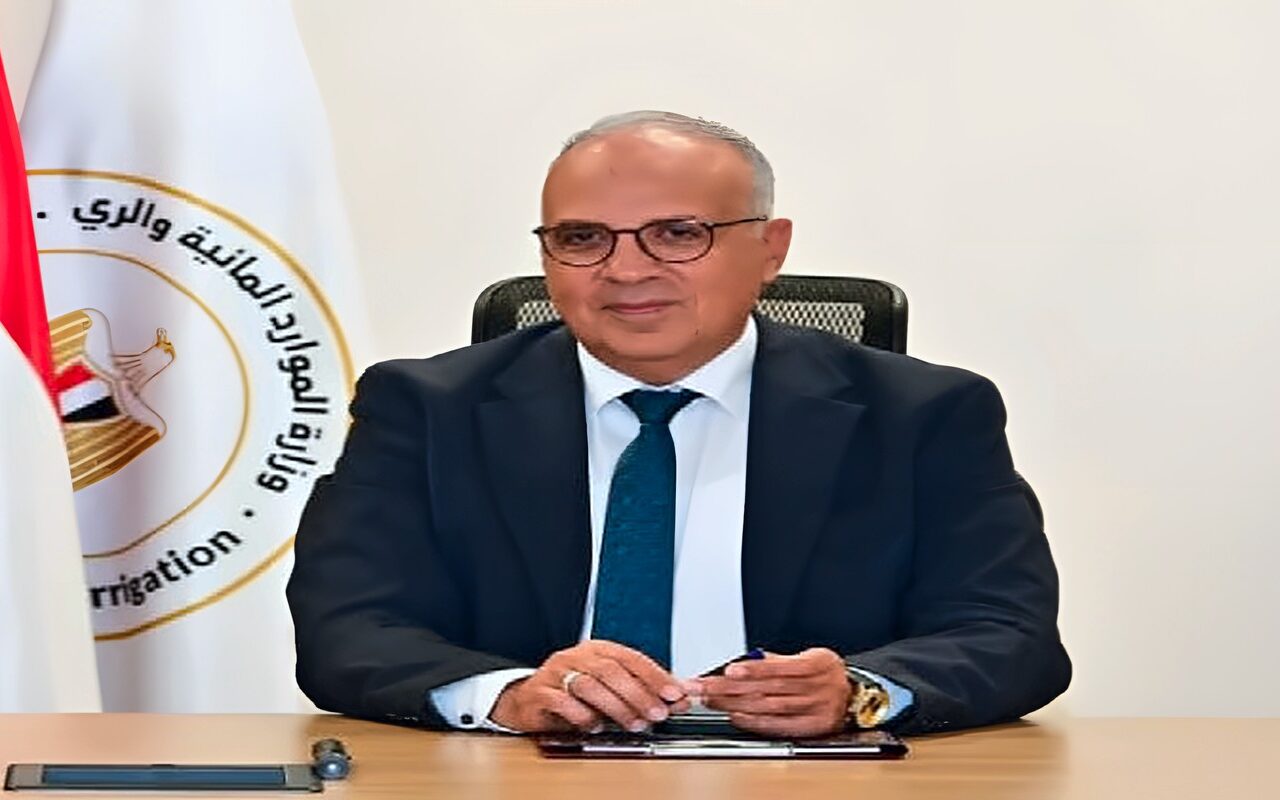 وزير الموارد المائية والري: مشروعات حماية الشواطئ في الإسكندرية خط الدفاع أمام مخاطر التغيرات المناخية