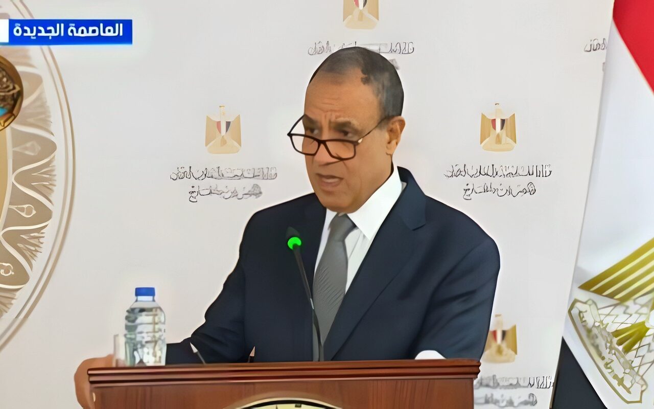 بدر عبد العاطي: مصر تؤكد ضرورة بدء الإعمار المبكر في غزة وإدانة الاستيطان بالضفة الغربية
