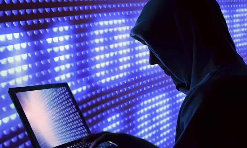 هجوم إلكتروني يستهدف شمال فرنسا وبيانات مئات الآلاف الأشخاص عرضة للاختراق