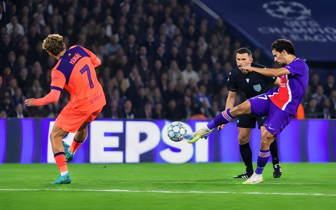 دوري أبطال أوروبا.. «فيتينيا» يمنح باريس سان جيرمان الهدف الثالث أمام برشلونة «فيديو»