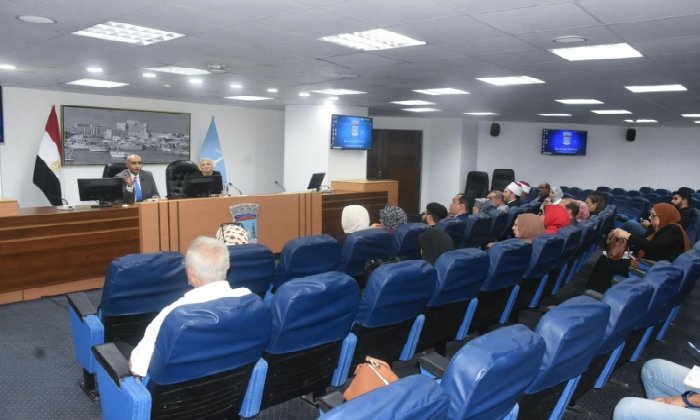 نائبة محافظ الإسكندرية تبحث الاستعدادات لإطلاق الحملة القومية للتطعيم ضد الحصبة