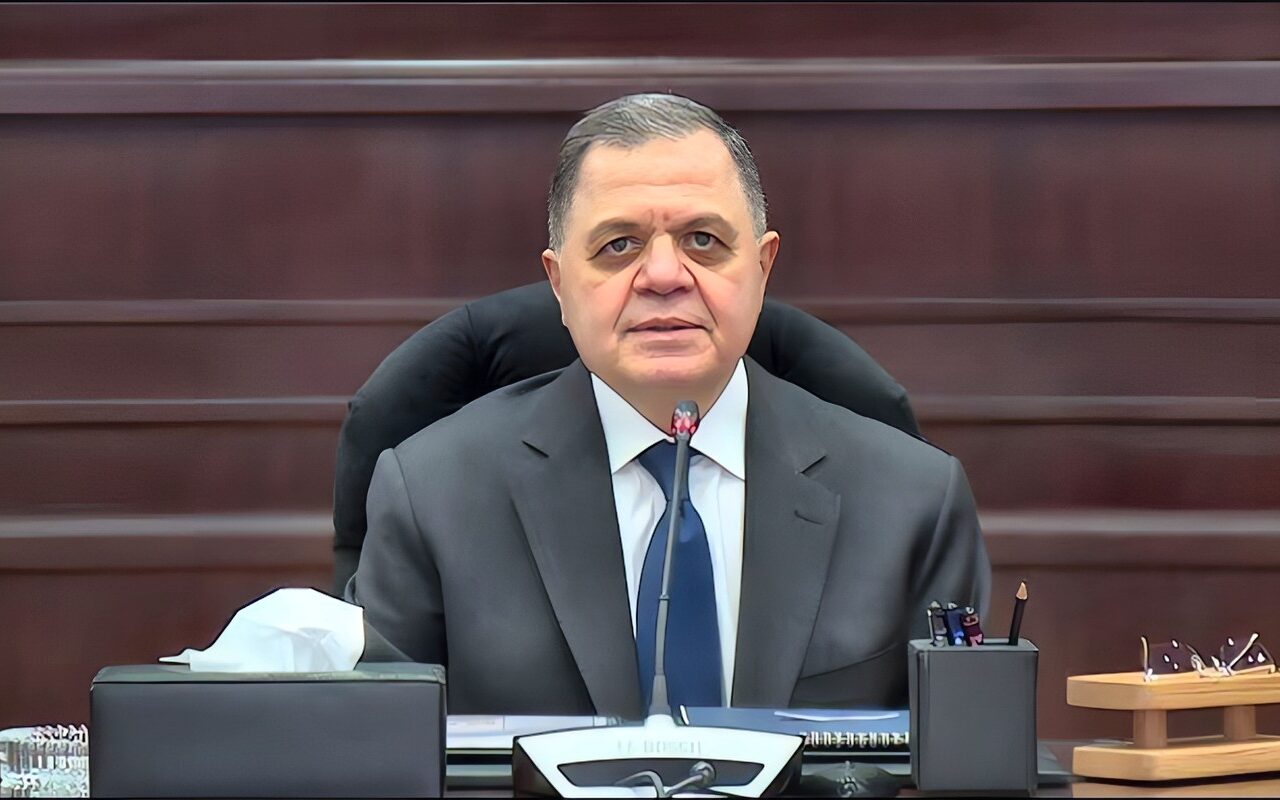 مع احتفاظهم بالمصرية.. «الداخلية» تسمح لـ 21 مواطنا بالتجنس بالجنسية الأجنبية