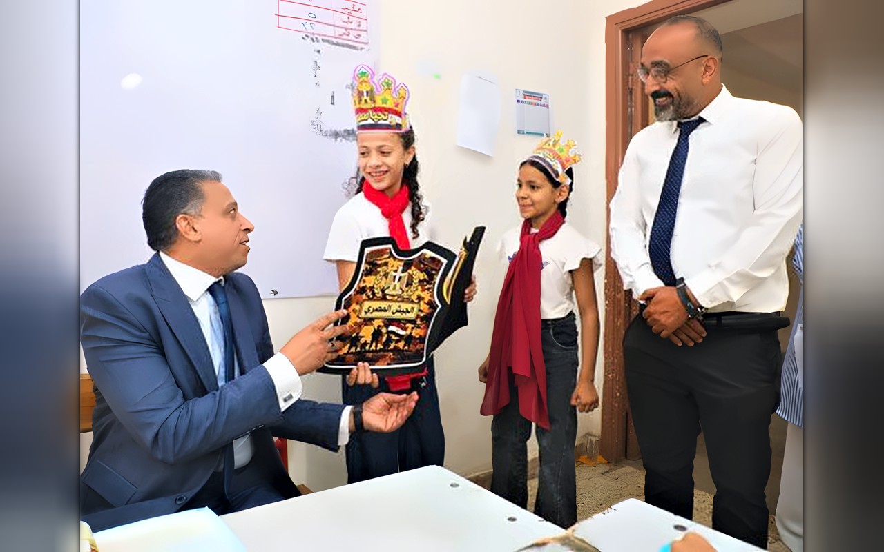 «تعليم الجيزة» تتابع الانضباط والأداء بمدارس أوسيم ومنشأة القناطر