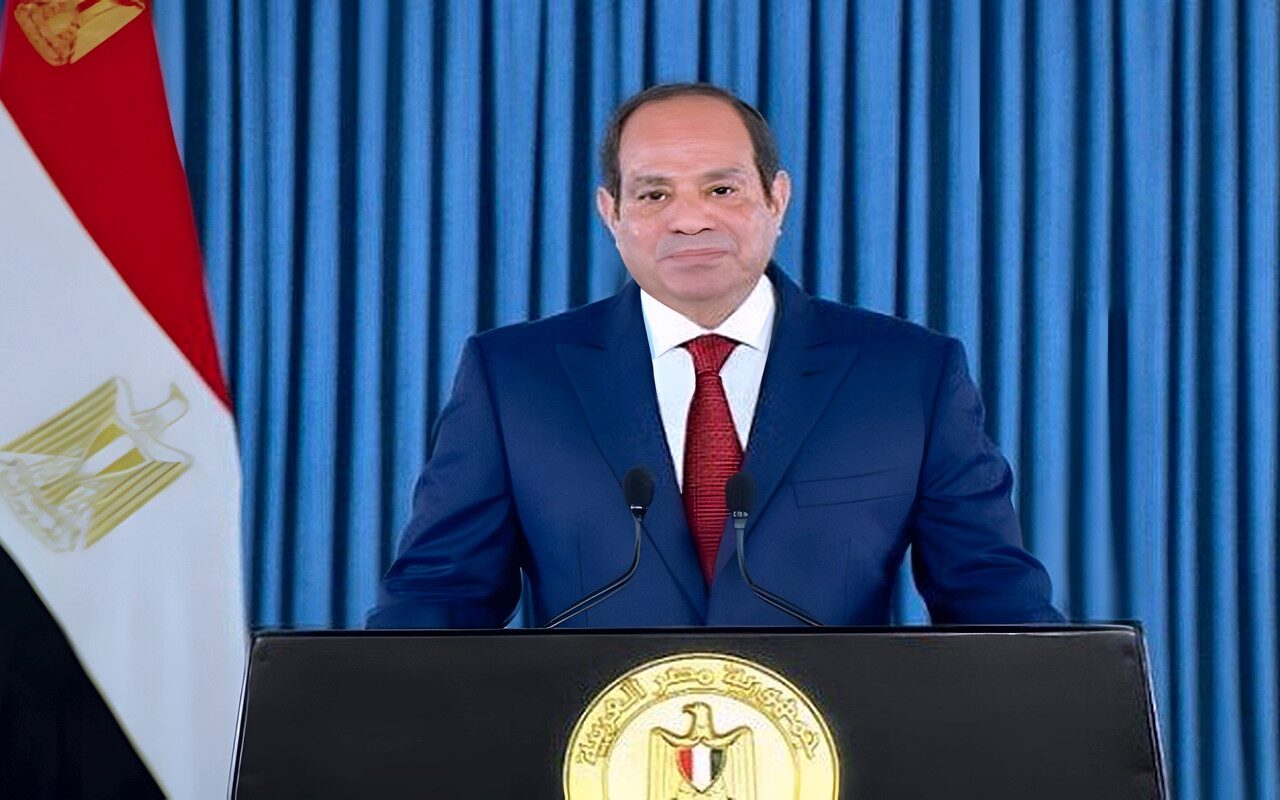 الرئيس السيسي يقيم مأدبة غداء تكريمًا للقيادات الأفريقية وقادة قطاع الأعمال بالعلمين الجديدة