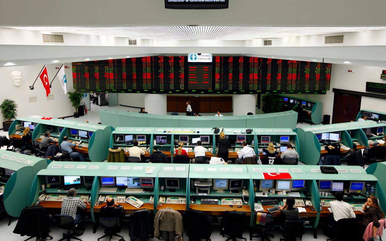 تركيا تعزل رئيس هيئة تنظيم الأسواق وسط أزمة صناديق الاستثمار