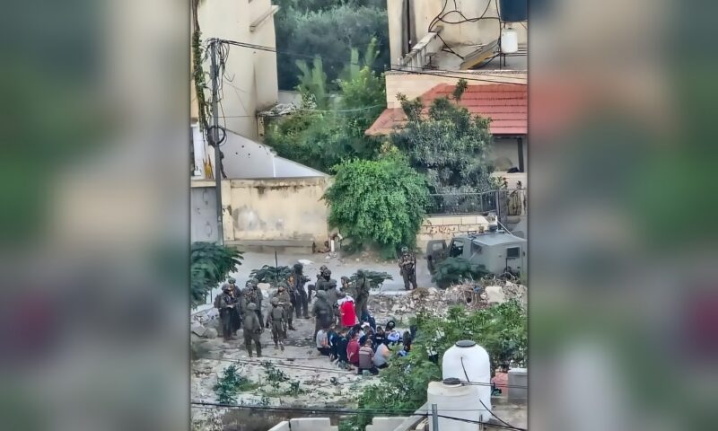 جيش الاحتلال يواصل اقتحام برقة ويحتجز مصلين داخل مسجد