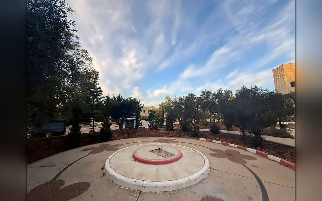 جامعة بيرزيت: اقتحام حرمنا وتدمير صرح شهدائنا انتهاك للقانون الدولي