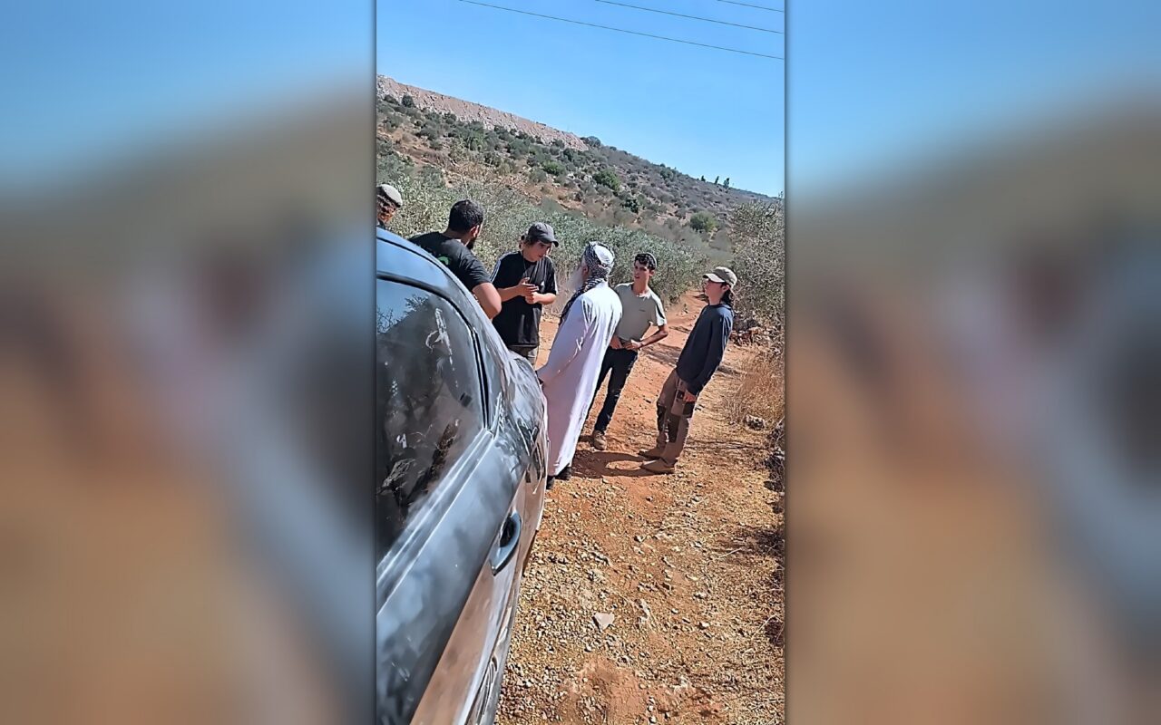 منع وتخريب واعتداءات.. المستوطنون يصعّدون هجماتهم على مزارعي سلفيت