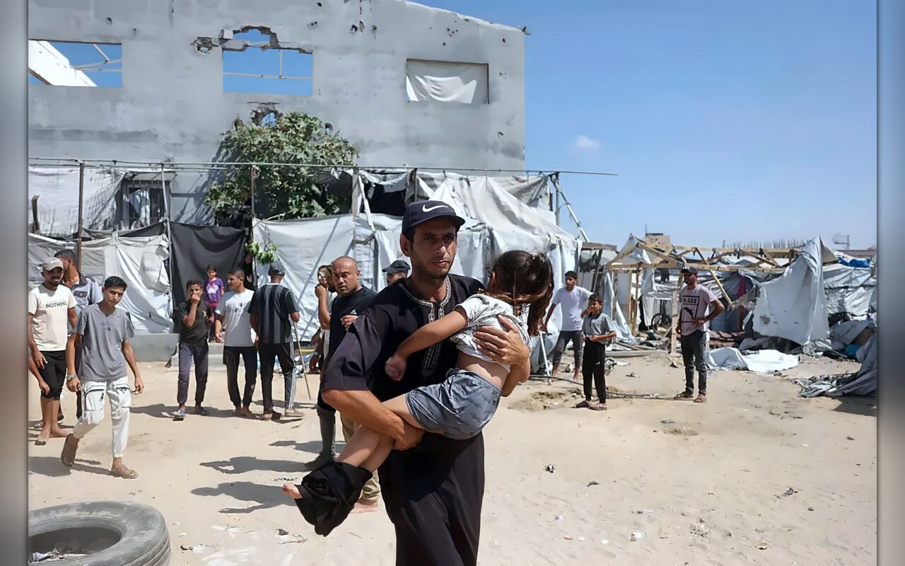 الخروقات الإسرائيلية وسط غزة: شهيد وإصابات بينهم طفل