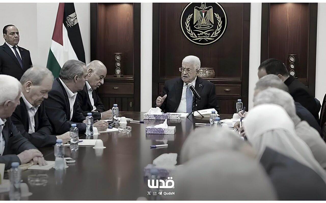 خاص| خلافات داخل مركزية فتح حول مشاركة دحلان .. وتوصية بتأجيل الانتخابات