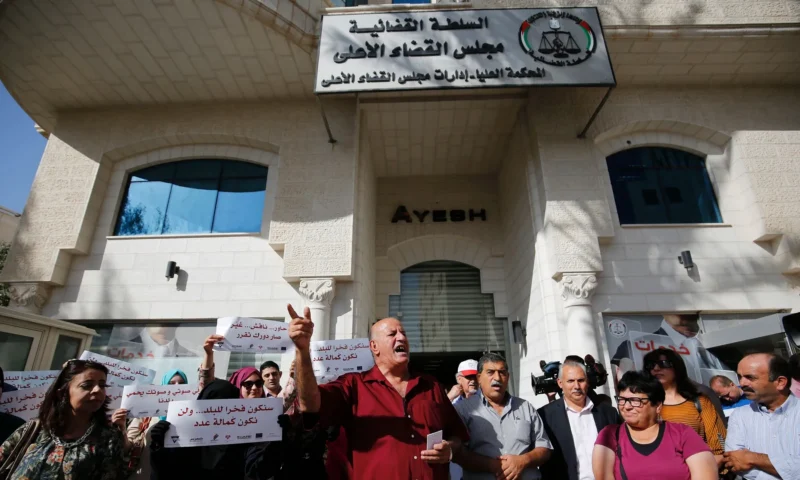 استقالة 4 قضاة احتجاجا على التنقلات القضائية وتجاهل مطالبهم في رام الله