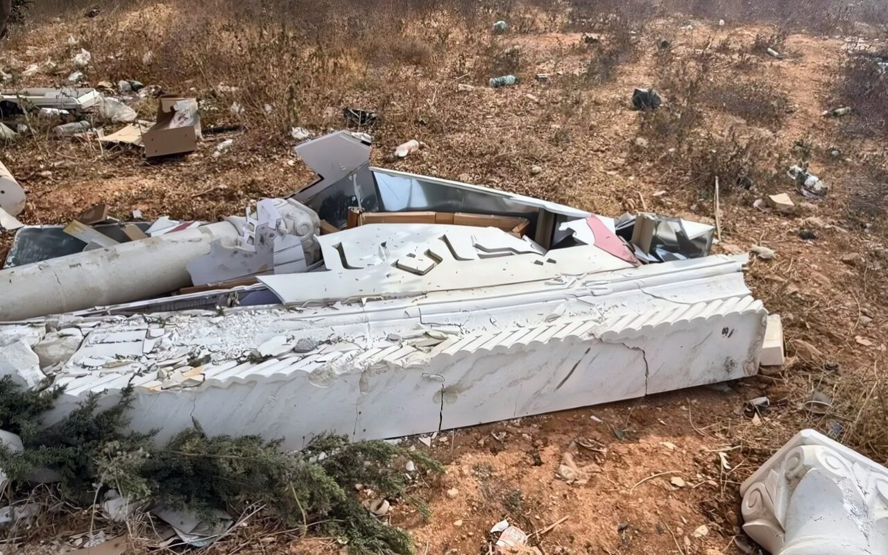 الاحتلال يهدم 7 نصب تذكارية للشهداء في قرى نابلس