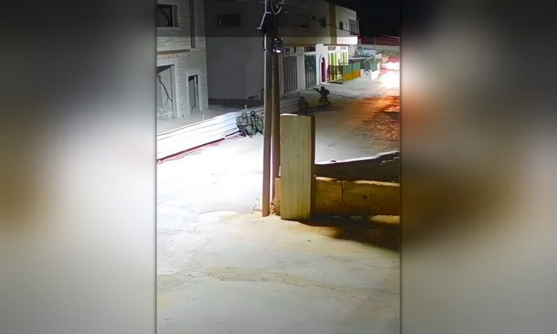 اقتحامات واعتقالات في الضفة.. ومستوطنون يهاجمون الأهالي في الخليل