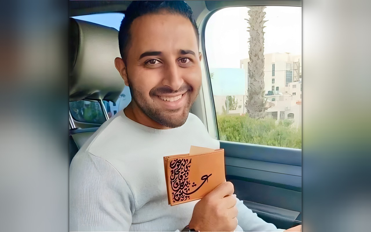 تمديد اعتقال أحمد هريش.. وعائلته تكشف تفاصيل اعتداء أجهزة السلطة عليه