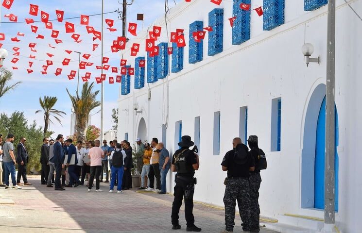 جدل حول قيام “أجانب” بشراء أراض في جزيرة جربة التونسية