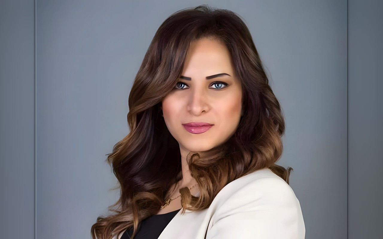 رانيا يعقوب: أنصح مستثمري البورصة بعدم التسرع