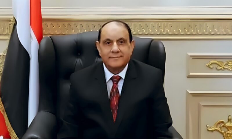المستشار حسني عبد اللطيف يفوز برئاسة تشريعية الشيوخ في دور الانعقاد الجديد