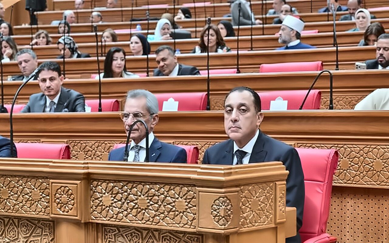 هل تستطيع مصر الانطلاق دون برنامج جديد مع صندوق النقد؟ مدبولي يجيب