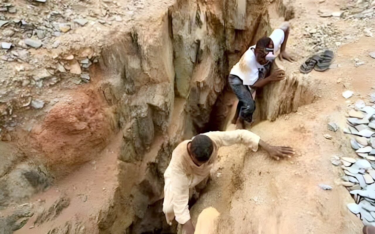 السودان: قتلى في انهيار بئر تعدين للذهب